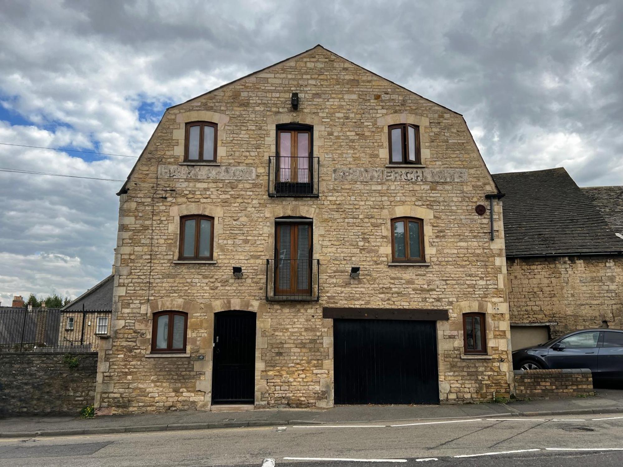 Central Studio Suite - Modern Stay With Free Wifi Stamford Exterior foto